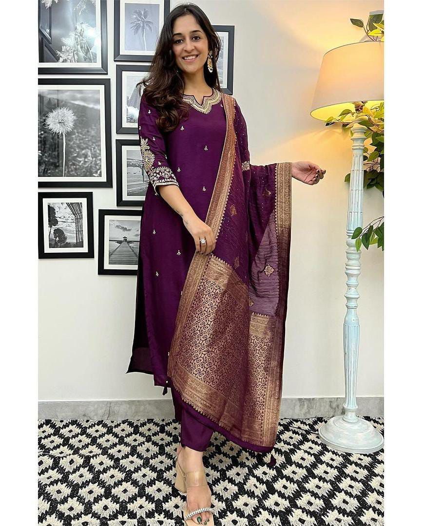 Silk Kameez - 3 piece Suit: REF 1980